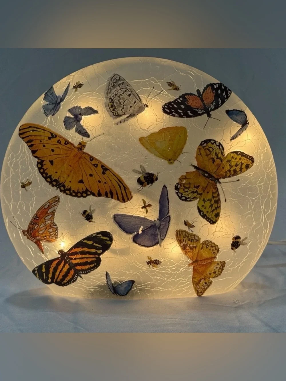 Vintage Butterfly Crackle Glass Ball LED Night Light Tabletop Decorative Lamp